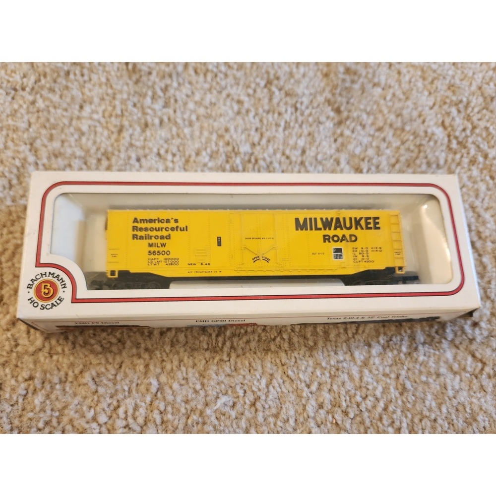 Vintage Bachmann HO Scale Milwaukee Road Railroad Box Car 56500 NOS